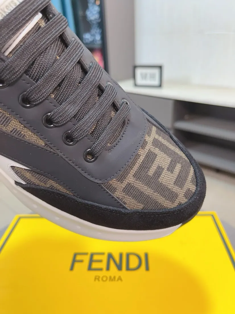 Men's men's shoes💰440🌹🌹[FENDI] Best-selling official website world premiere🔝Men's high-end brand of high-end shoes official website latest series: uppers are made of imported cowhide with specially designed fabrics➕mesh breathable lining. Make walking more convenient and comfortable! Compared with the official quality, Midea’s 1:1 replica. Create a fashionable personality to set off your uniqueness! A must-have for trendy men! Classic style. Men's sizes: 38-44.